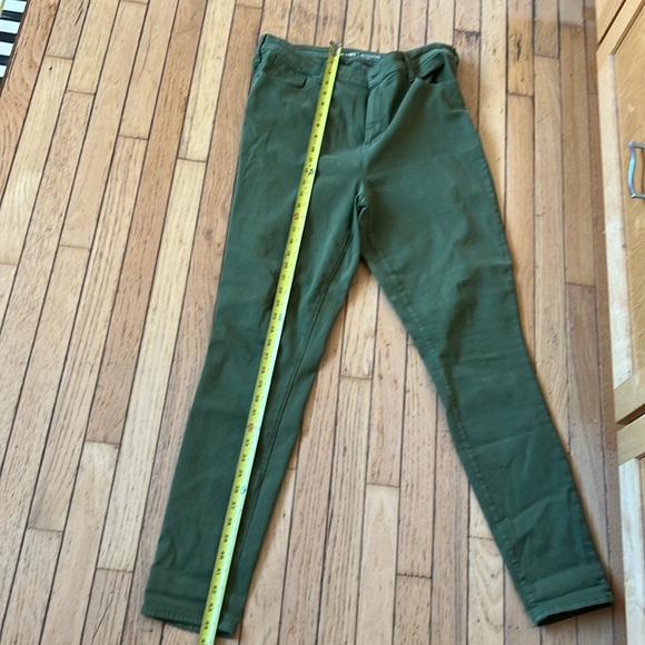 Old navy ๐๐ฉถ TALL rockstar high rise - Picture 1 of 6